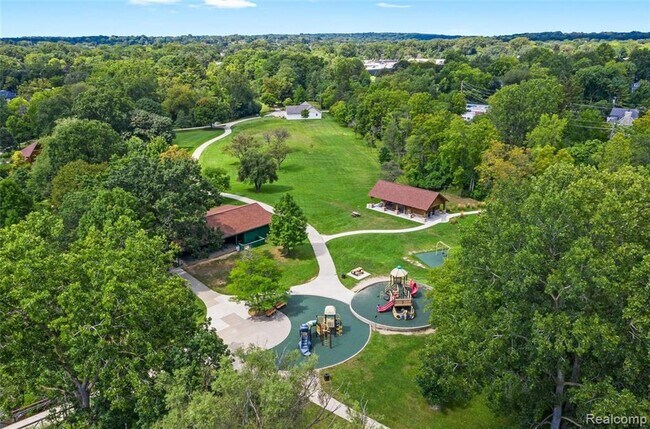 Building Photo - Brand new Rochester apartment close to downtown