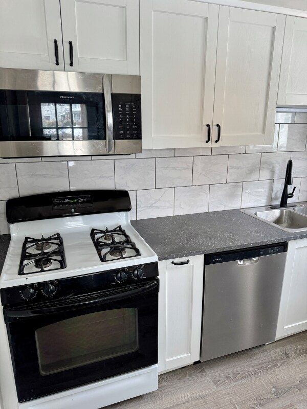 Building Photo - 214 S Birmingham Ave