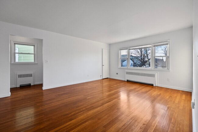 Building Photo - 7108 Polk St