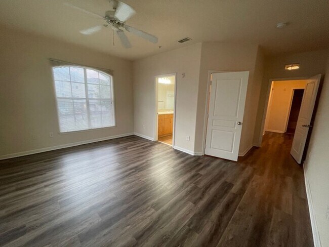 Building Photo - Gardens of Bridgehampton