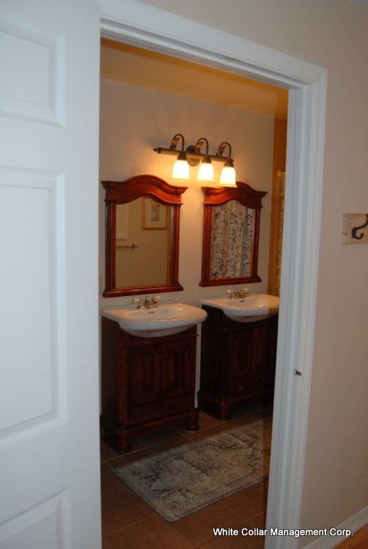 Mast Bath - Two Vanities - 10150 Belle Rive Blvd