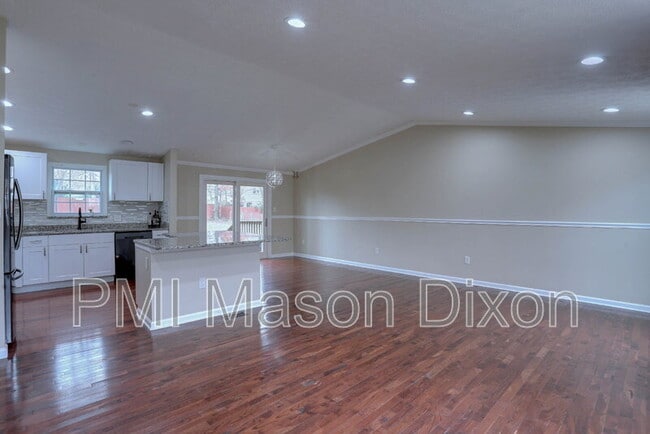 Building Photo - 9321 Kenbrooke Ct