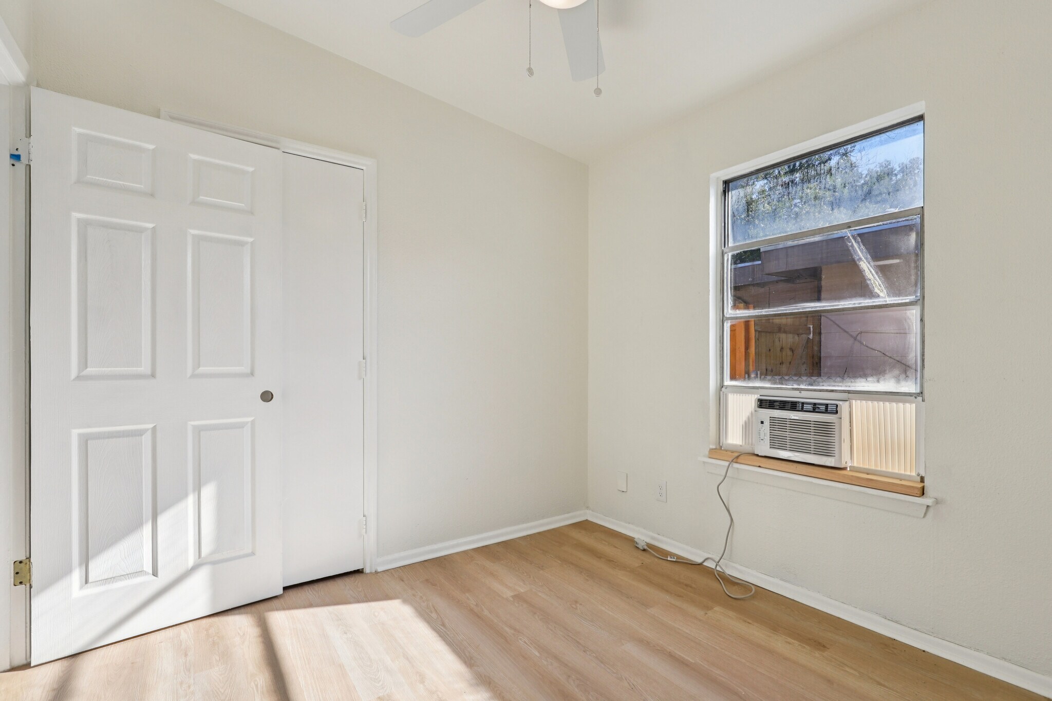 Building Photo - 4307 Skelton Dr