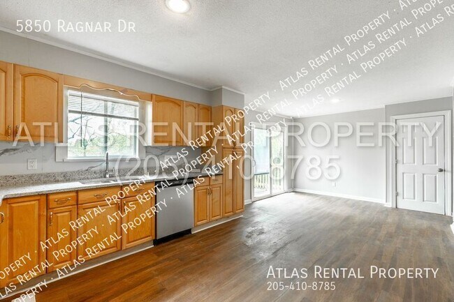 Building Photo - 5850 Ragnar Dr