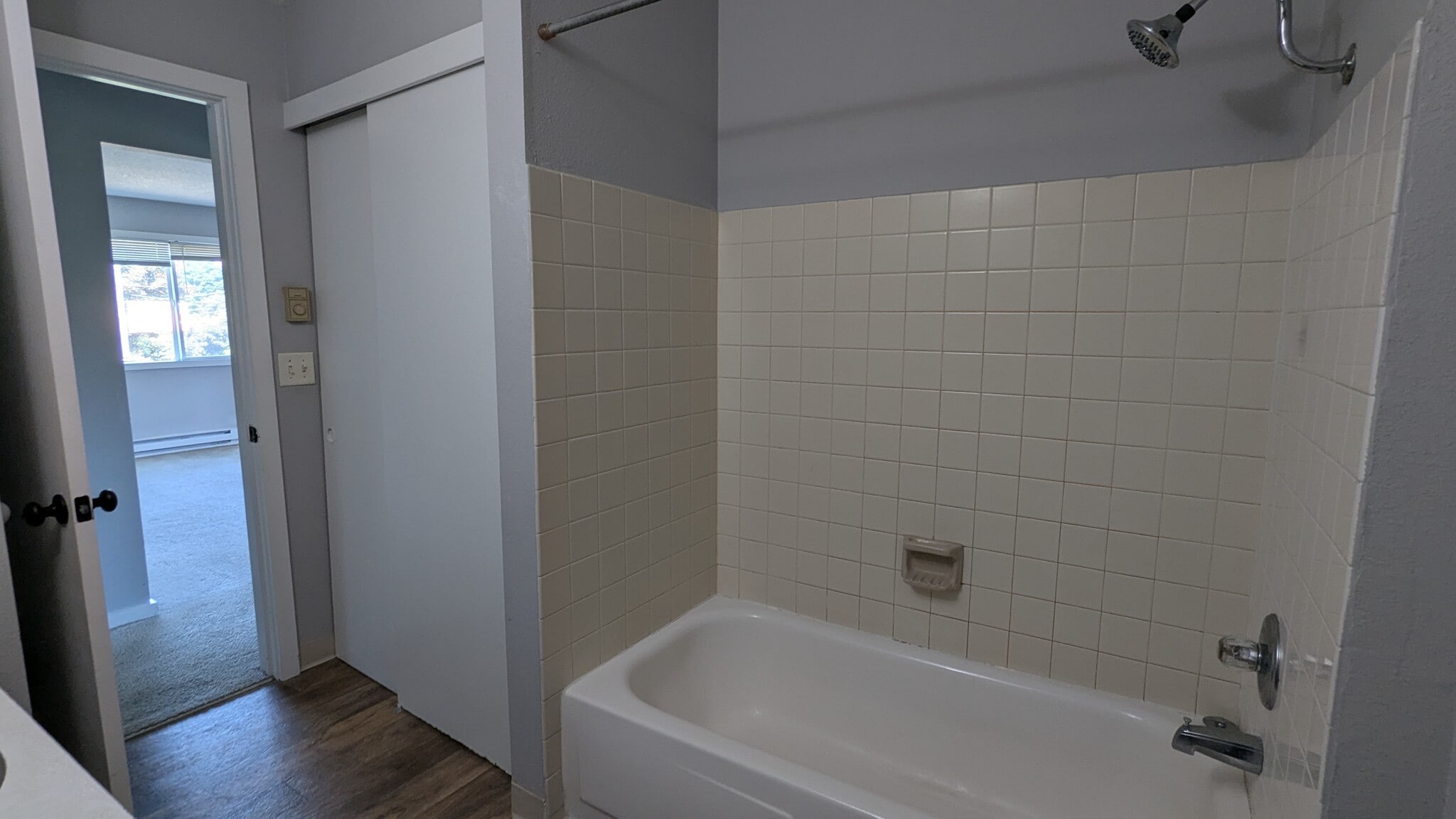 Bathroom - 2910 SE Gladstone St