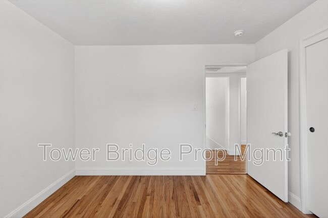 Building Photo - 3937 Orangewood Dr