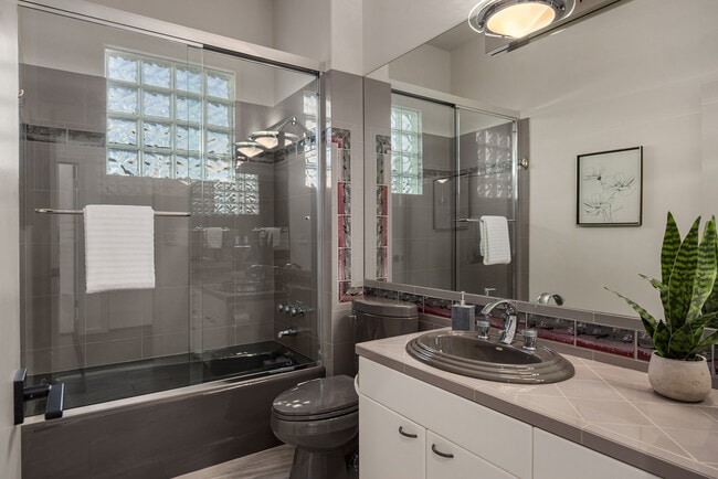 Building Photo - 1146 Country Ridge Dr