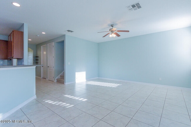 Building Photo - 3937 Ringneck Dr