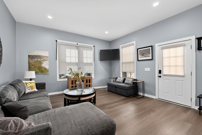 Building Photo - 1012 Jackson St