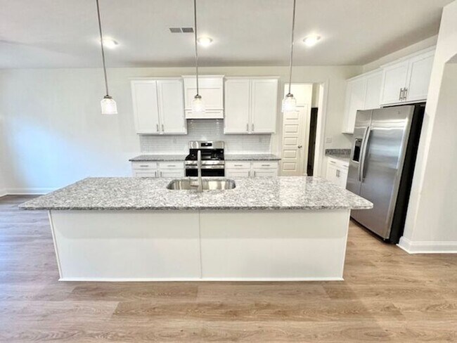 Building Photo - Now Leasing A 5 Bedroom 3 Bath Home In Olive Branch @ Southbranch