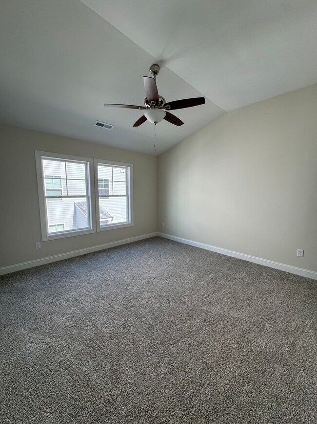 Building Photo - Stunning New Construction Townhome Availab...