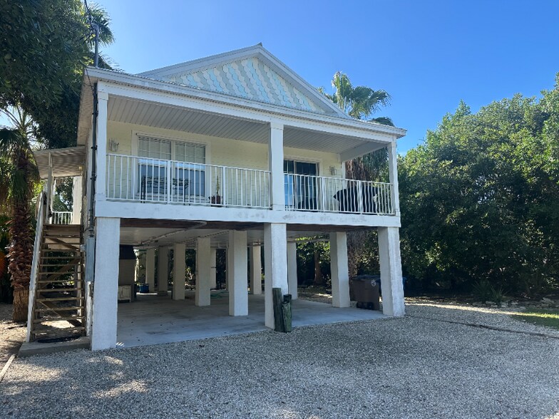 Building Photo - 31430 Avenue E