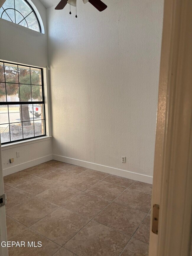 Building Photo - 11757 Royal Terrace Ln