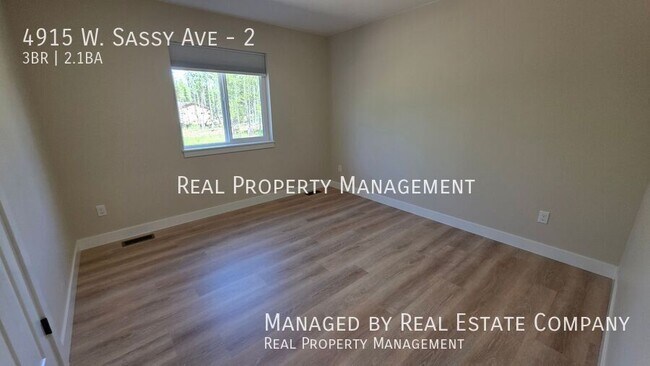 Building Photo - 4915 W Sassy Ave