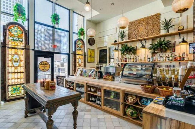 Building Photo - 309 Vine St