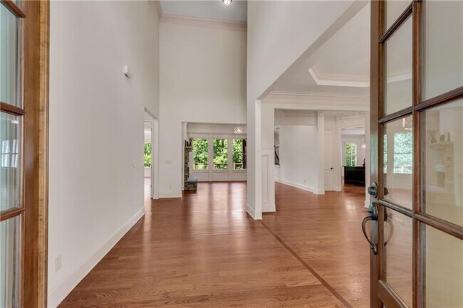 Building Photo - 5861 Yoshino Cherry Ln NE