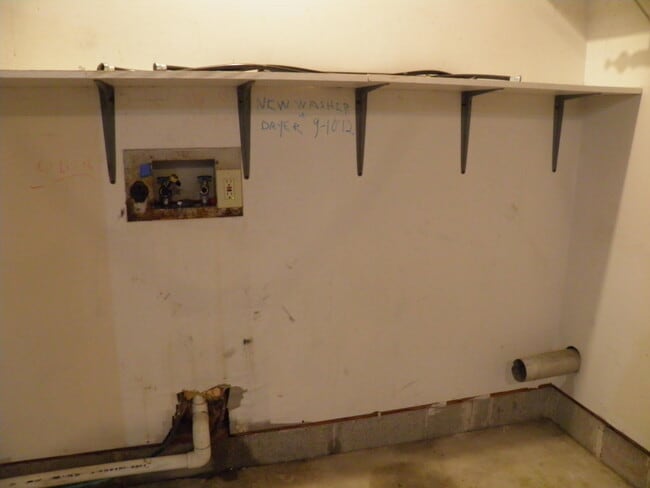 Building Photo - 212 Priscilla Dr