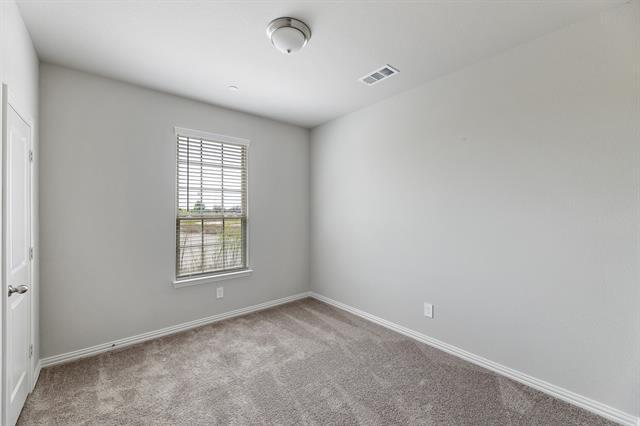 Building Photo - 3301 Solana Cir