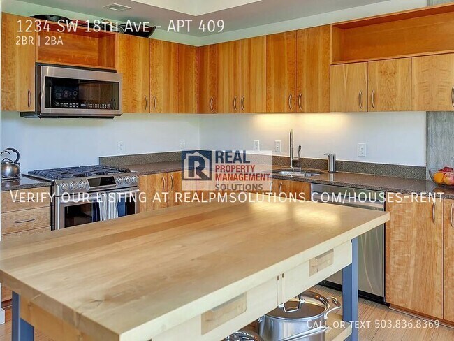 Building Photo - 1234 SW 18th Ave