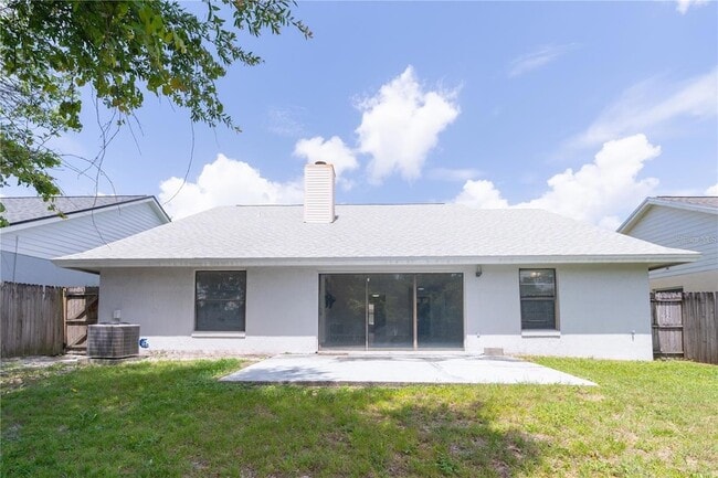 Building Photo - 660 Holbrook Cir