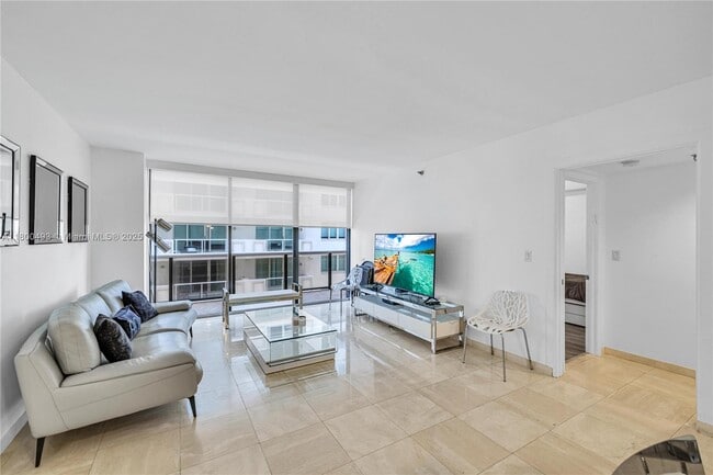 Building Photo - 9455 Collins Ave