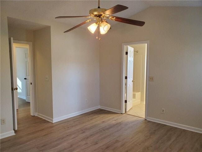 Building Photo - 3113 Waterford Ct