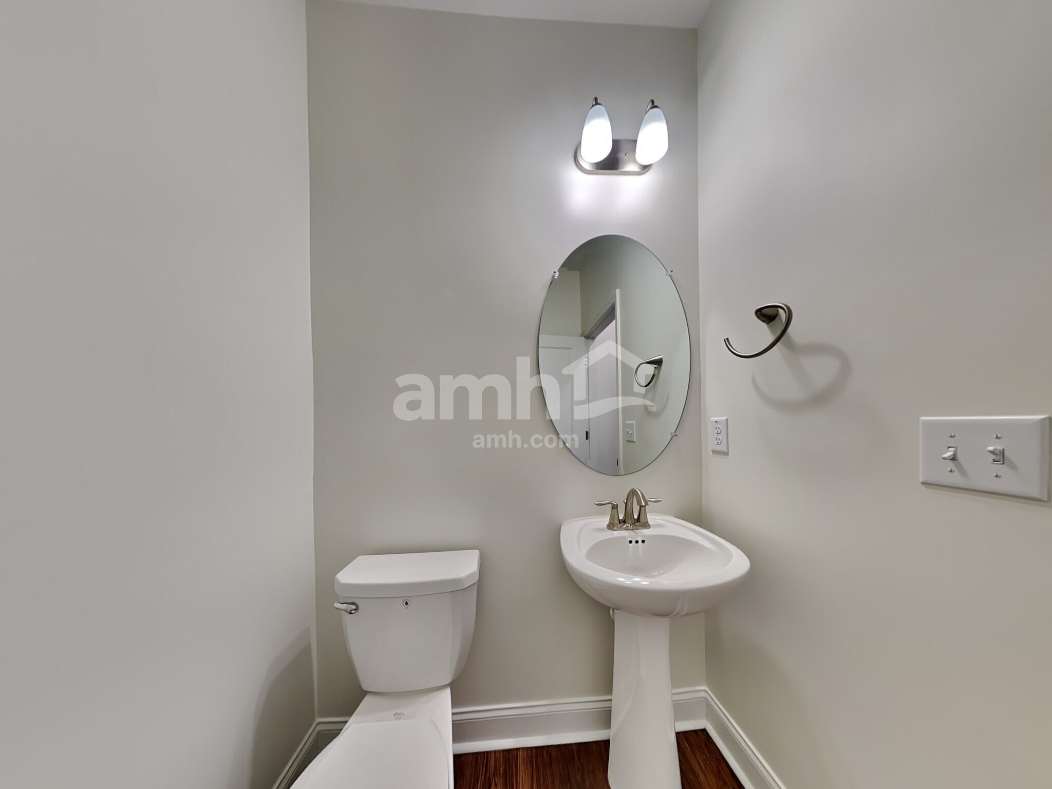 Building Photo - 314 Azore Way