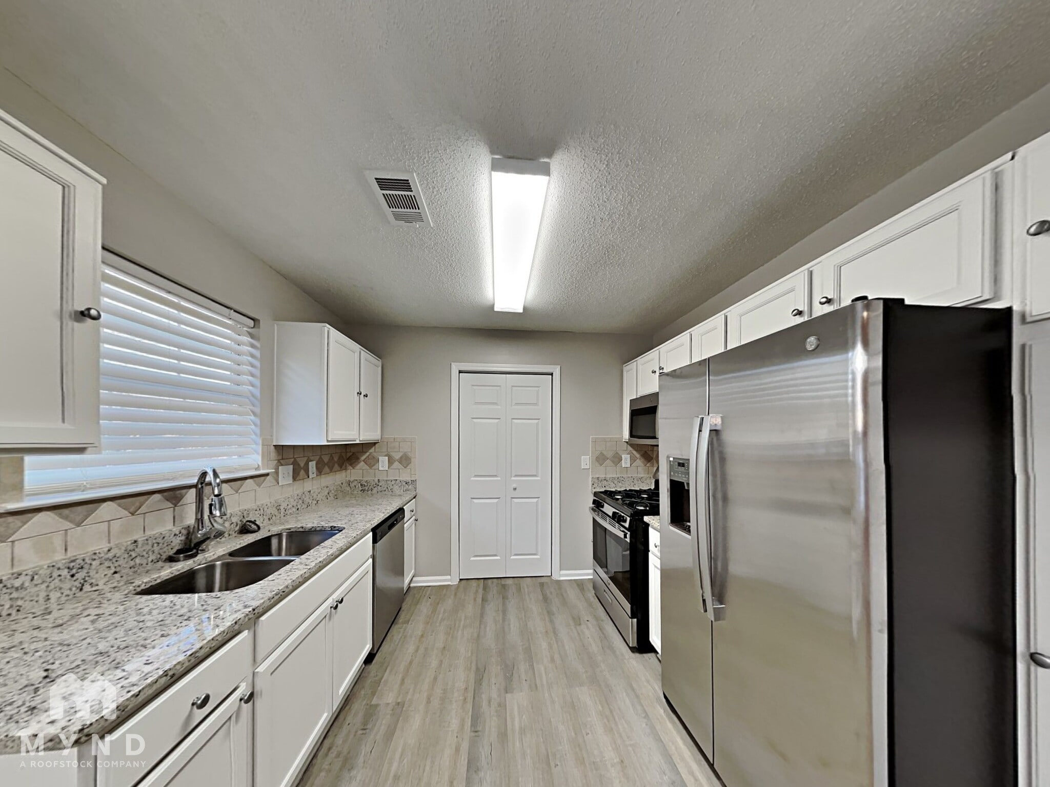 Building Photo - 3000 Tudor Dr