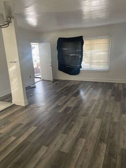 Building Photo - 9262 Ward Ave