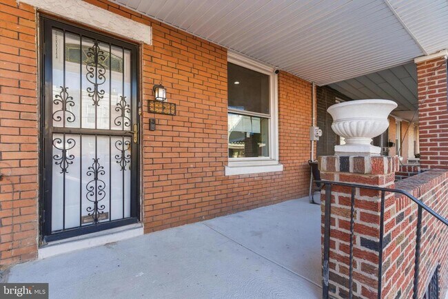 Building Photo - 1831 S 21st St