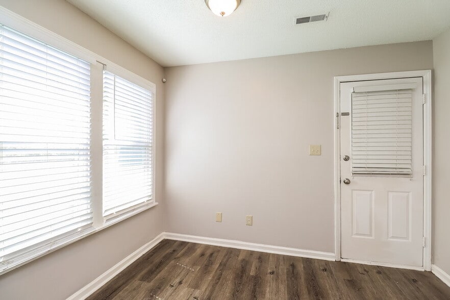 Building Photo - 5422 Doverstone Ct