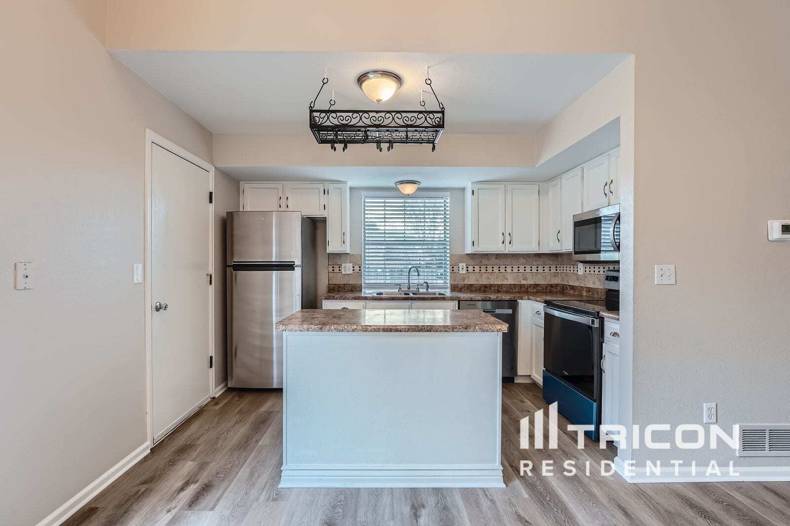 Building Photo - 5354 S Telluride Way