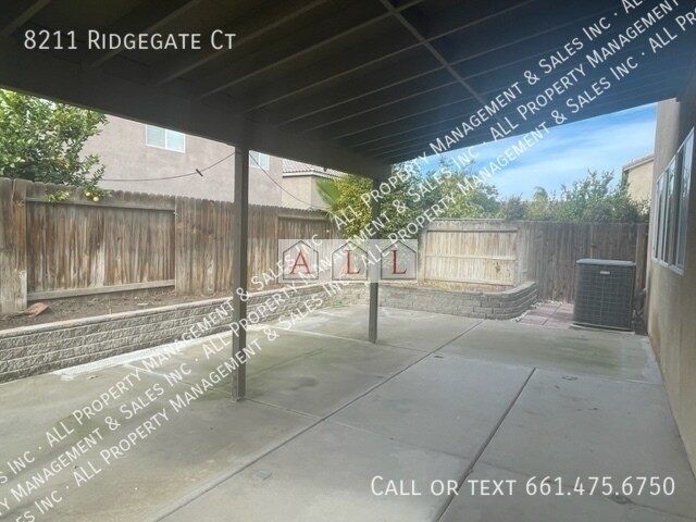 Building Photo - 8211 Ridgegate Ct