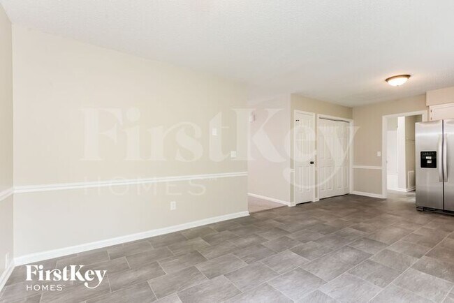 Building Photo - 208 Guinevere Ct