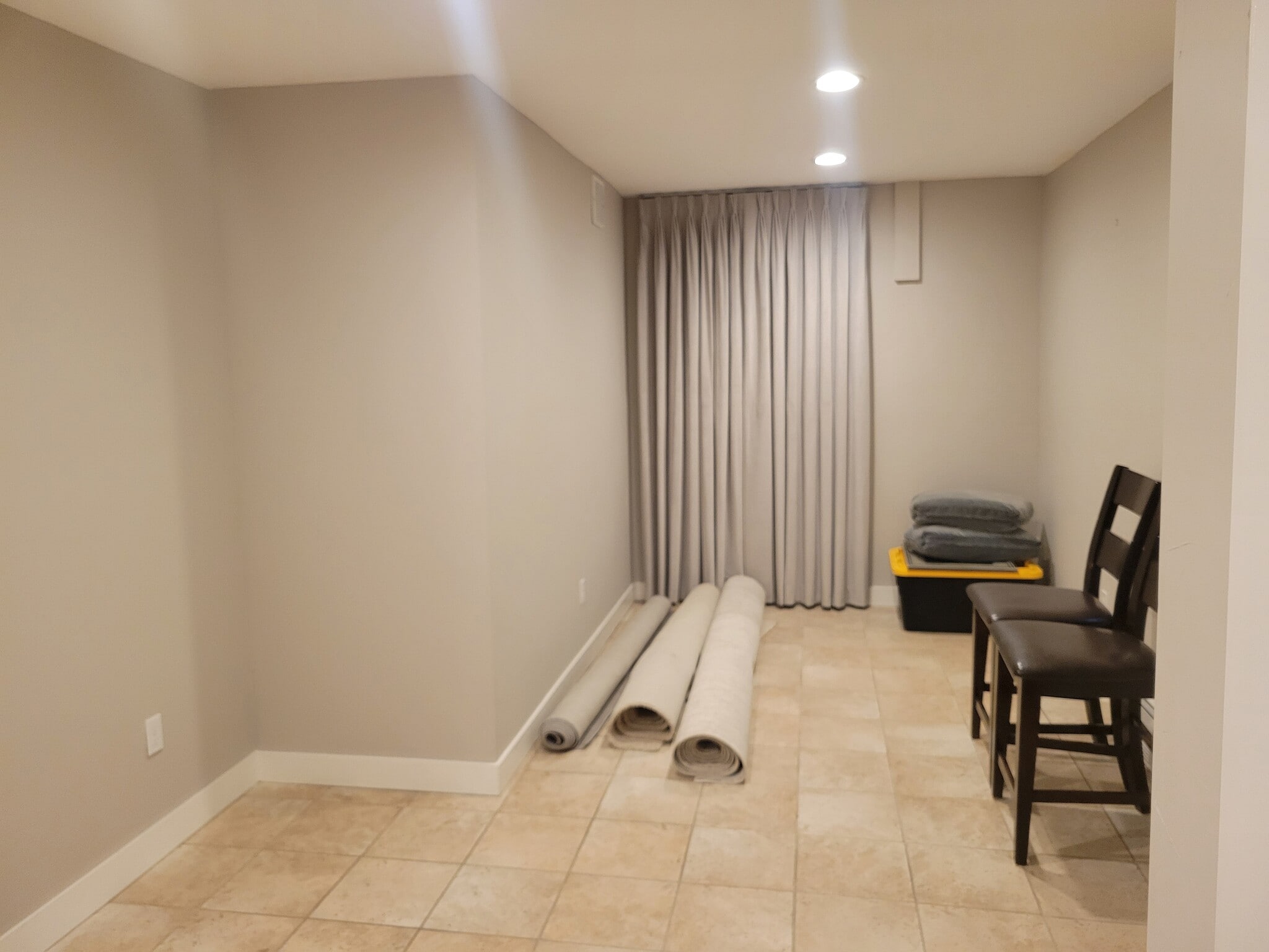 Extra Space/Office/Storage Room - 16061 W 56th Plz