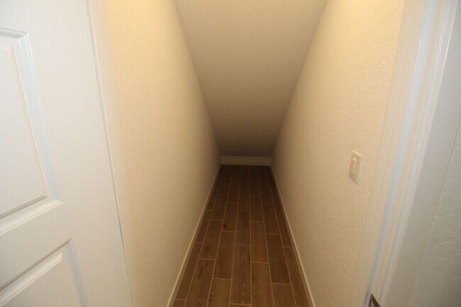 Building Photo - Brand New Lennar Home with Solar
