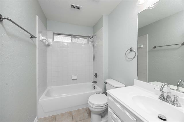 Building Photo - 1687 Sandstone Dr