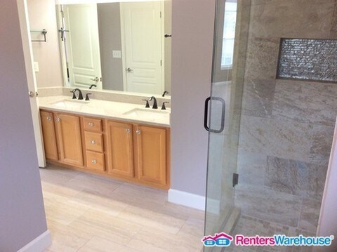 Building Photo - 375 Highland Ave NE