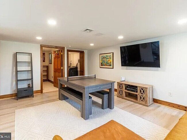 Building Photo - Charming 3-Bed/2-Bath Home in Upper Makefield Township. Available NOW!