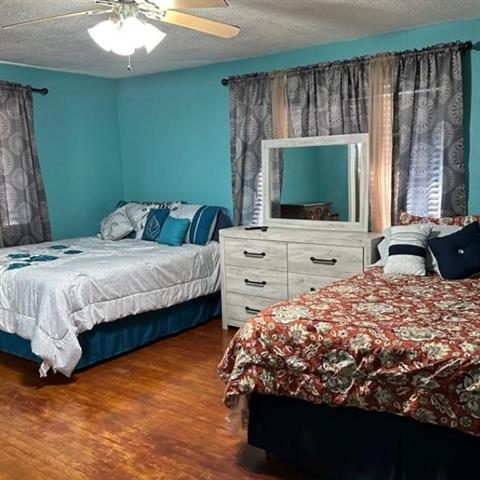 Building Photo - 2438 5 Mile Cir