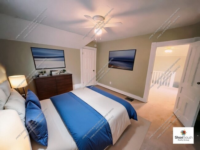 Building Photo - 4 bed 1 bath Single Family Home