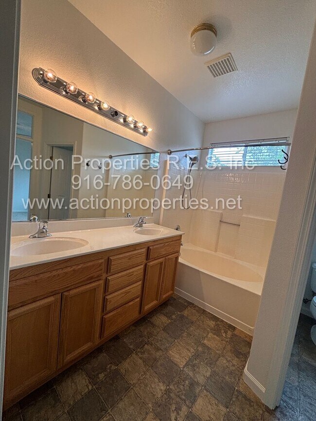 Building Photo - Action Properties Offering Immaculate Highland Reserve 4 Bedroom 2 Bath, 1581 sqft, New Paint and...