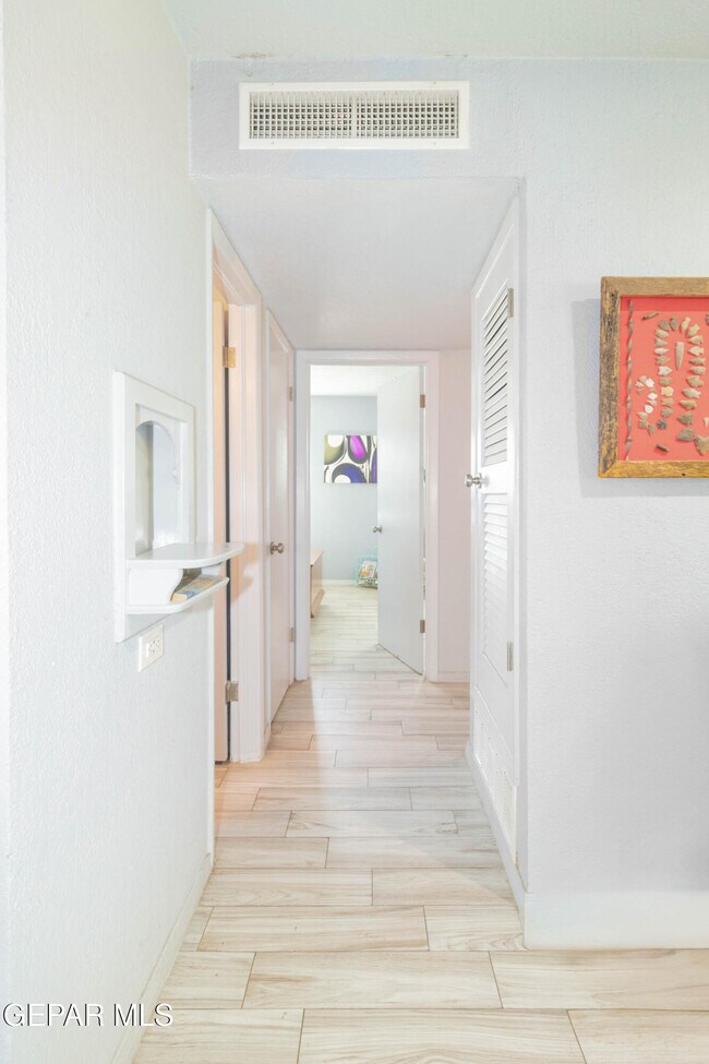 Building Photo - 3417 Aberdeen St