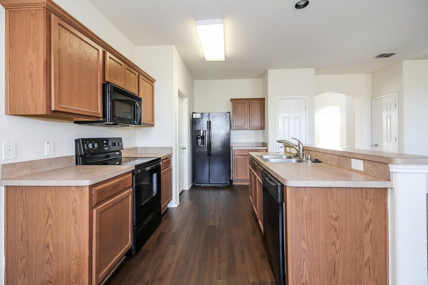 Building Photo - 2280 Timber Creek Dr