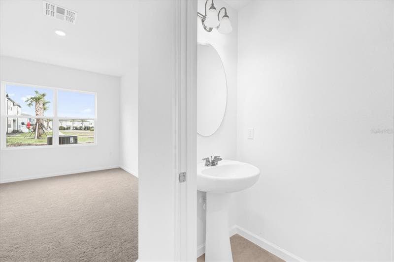 Building Photo - 5942 Chestnut Grv Pl