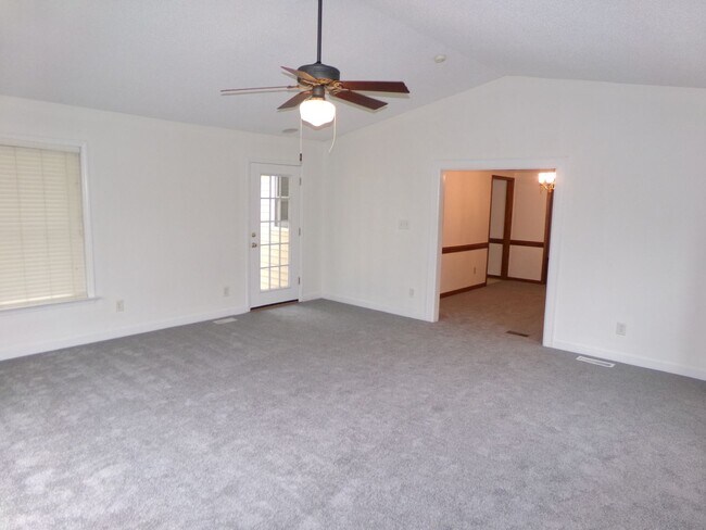 Building Photo - Kernersville Location