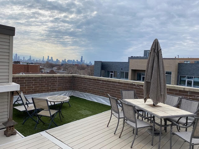 Building Photo - 2706 W Armitage Ave