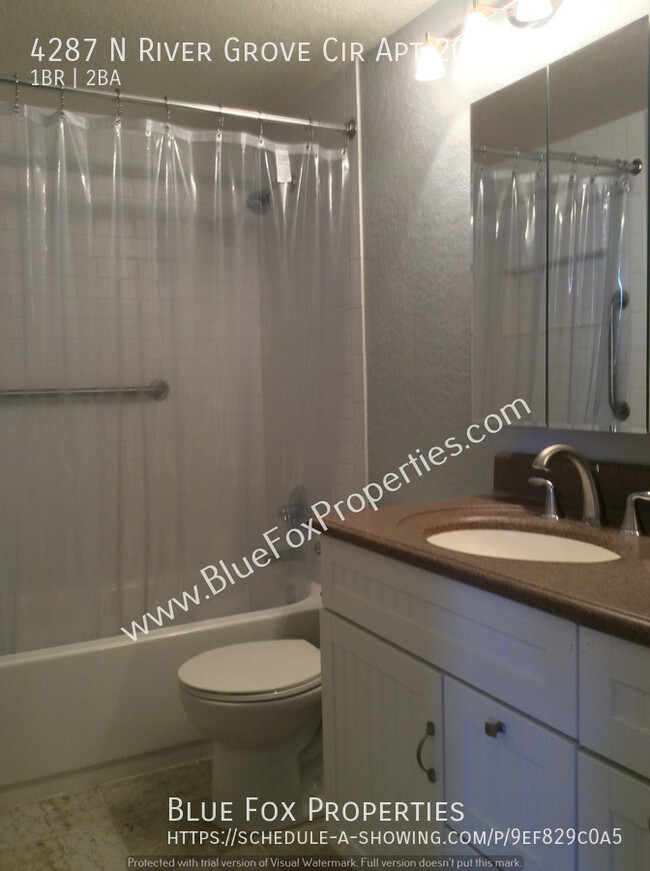 Building Photo - Beautiful Condo 10mins to UofA!