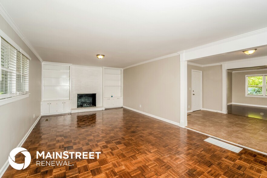 Building Photo - 1360 Orlando Cir NE