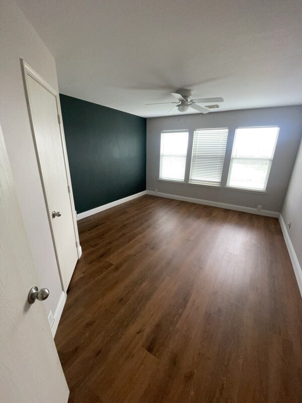 Building Photo - 2823 Feather Green Trail